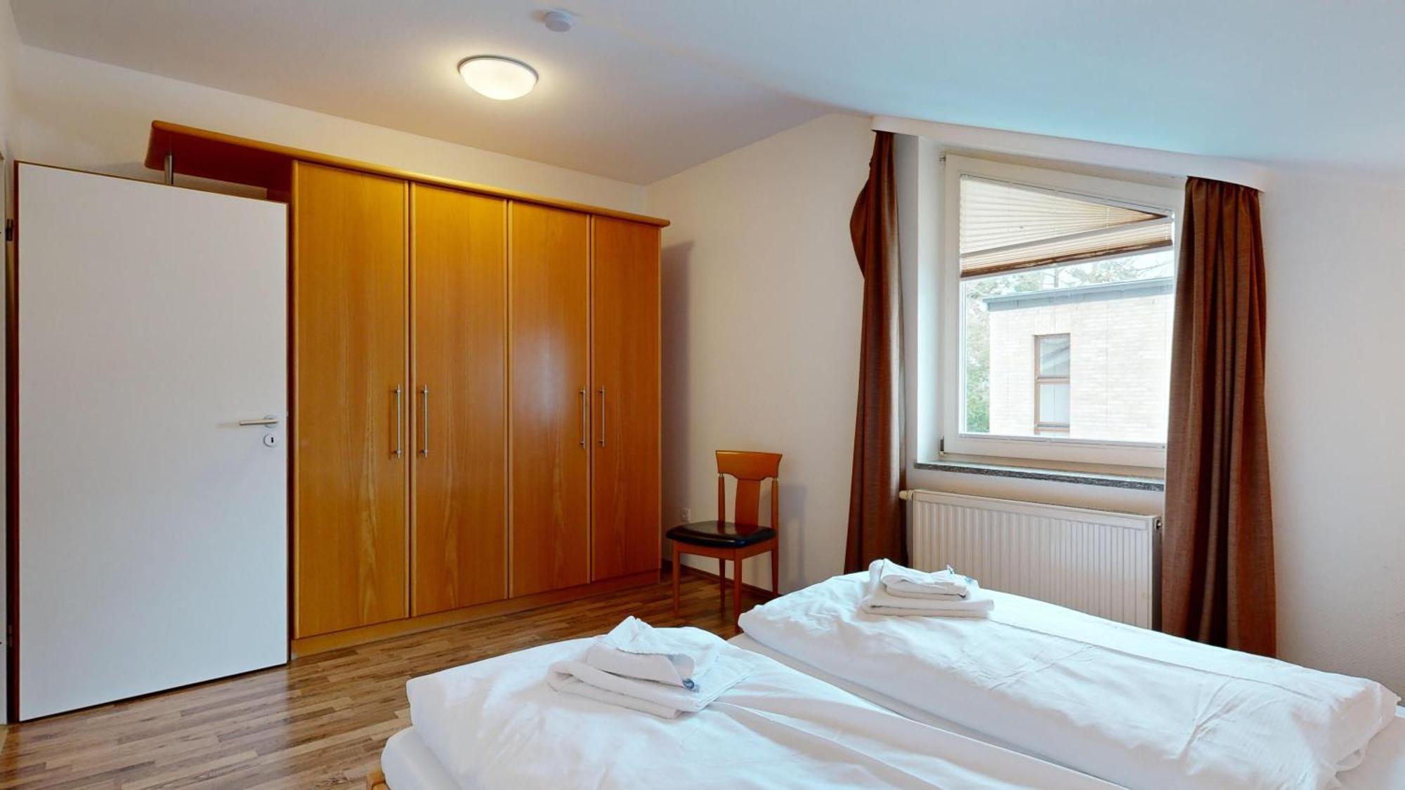 Strandnahe Mit Schwimmbad Im Haus, A Cappella 05, Apartment *