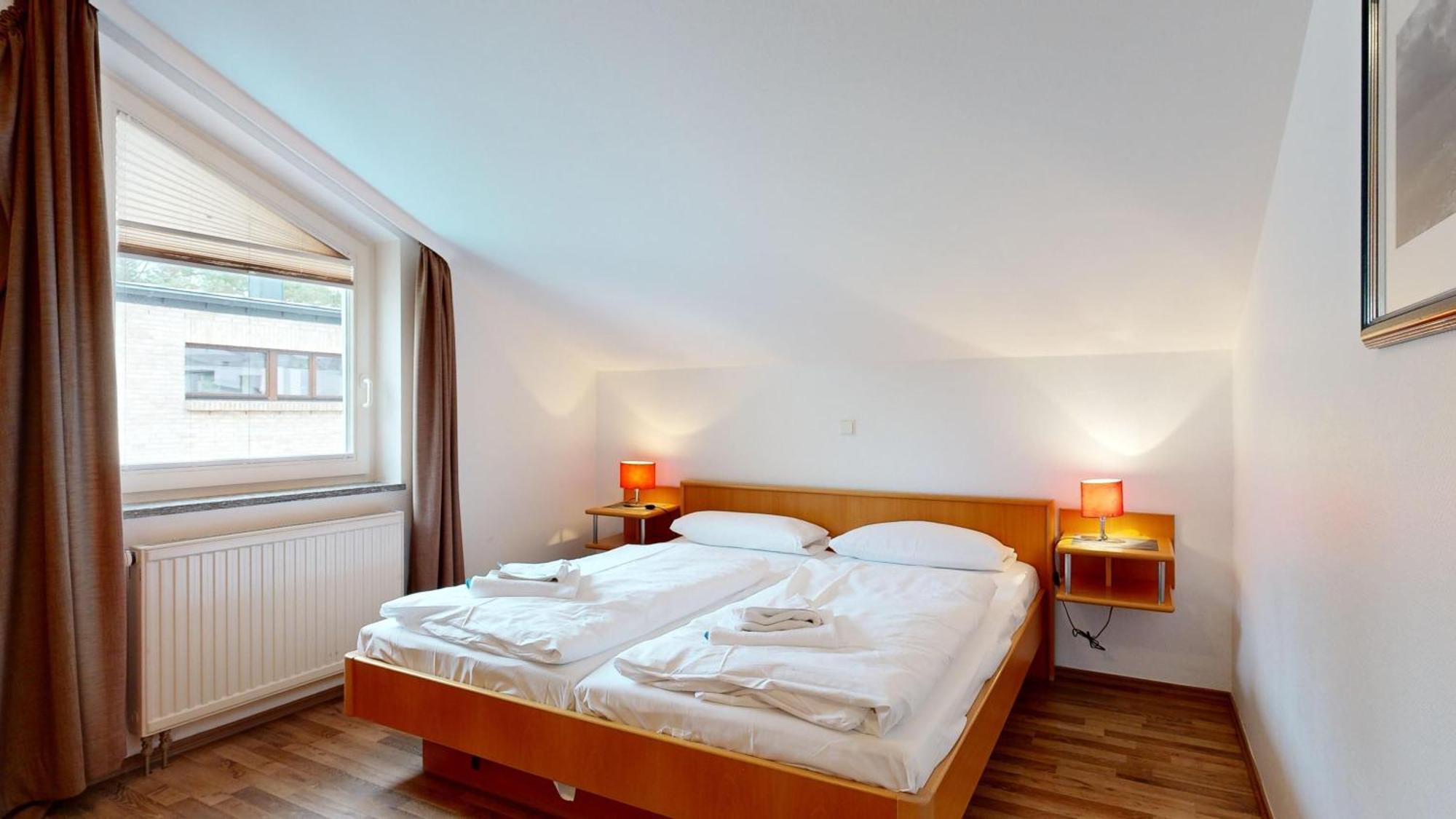 Strandnahe Mit Schwimmbad Im Haus, A Cappella 05, Apartment