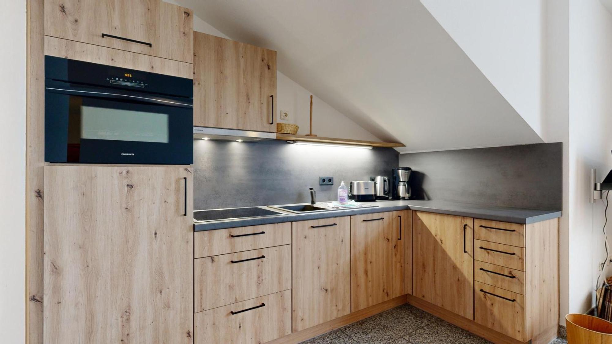 Strandnahe Mit Schwimmbad Im Haus, A Cappella 05, * Ostseebad Binz